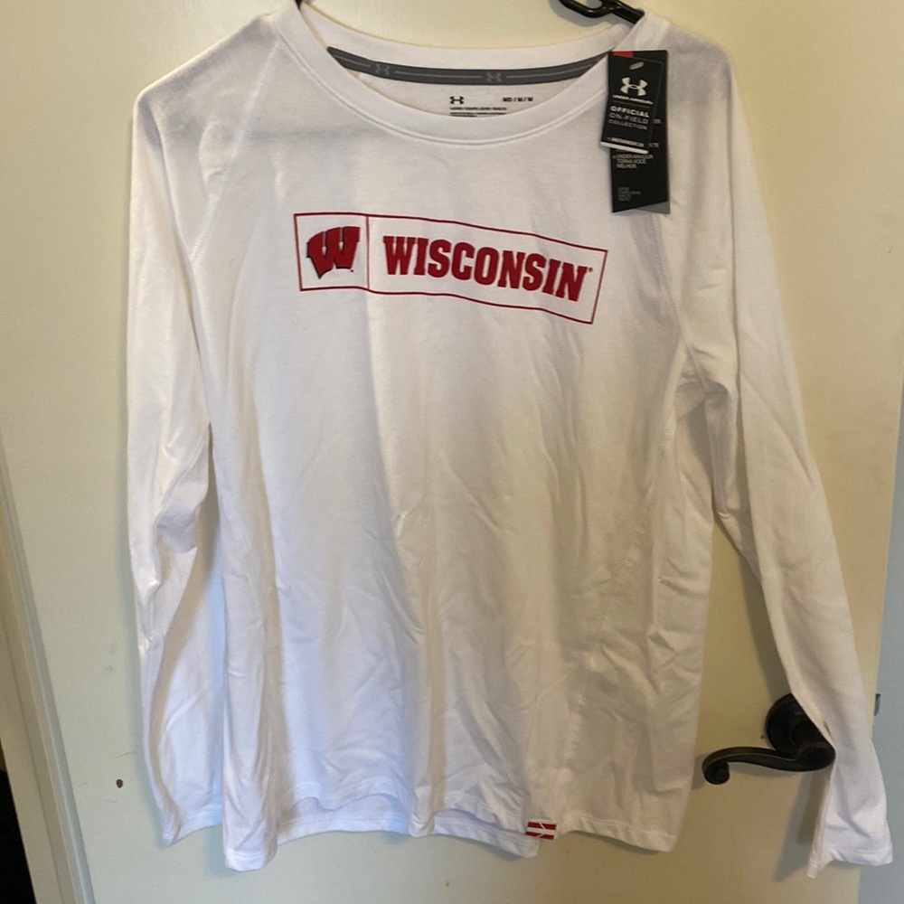 Under Armour Womens Wisconsin Long Sleeve in White. Size M.